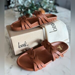 Beek motmot Leather Sandals with Braided Straps in Cognac.